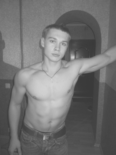 Broadshoulders