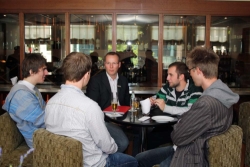Erstes Socialising mit Contenchef Hotte Erstes Socialising mit Contenchef Hotte