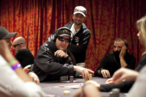 hellmuth with negreanu