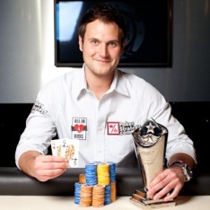 https://www.pokerstrategy.com/wp-content/uploads/cdn-origin/2012/09/27/MG_0088_Tobias_Reinkemeier_EPT6MON_Neil_Stoddart.jpg