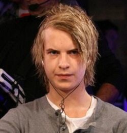 Viktor Blom Viktor Blom