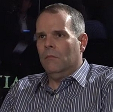 https://www.pokerstrategy.com/wp-content/uploads/cdn-origin/2012/12/18/howard.jpg