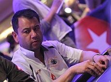 https://www.pokerstrategy.com/wp-content/uploads/cdn-origin/2013/03/03/rob_yong_day2_nottingham.jpg
