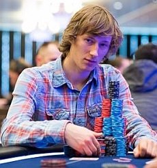 https://www.pokerstrategy.com/wp-content/uploads/cdn-origin/2013/04/25/aku_1_1c49136f.jpg