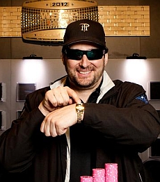 https://www.pokerstrategy.com/wp-content/uploads/cdn-origin/2013/07/12/hellmuth_12th_bracelet.jpg