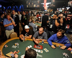 https://www.pokerstrategy.com/wp-content/uploads/cdn-origin/2013/08/15/wsop_bubble_2010.jpg