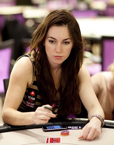 https://www.pokerstrategy.com/wp-content/uploads/cdn-origin/2013/09/19/Liv_boeree_snowfest_2011.JPG