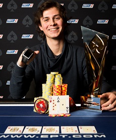 https://www.pokerstrategy.com/wp-content/uploads/cdn-origin/2014/02/11/8G2A2920__EPT10DEA_Dominik_Panka_Neil_Stoddart.jpg