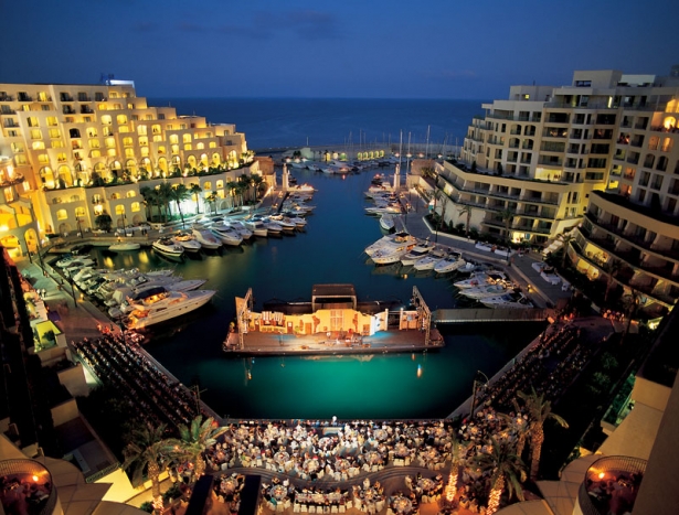 La bellissima sede del casinò maltese Casinò Portomaso Malta