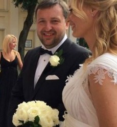 Ecco lo sposo e la sposa Ecco lo sposo e la sposa