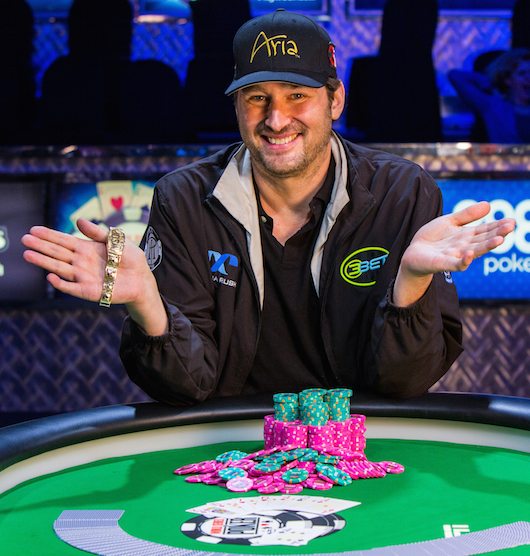 Hellmuth Phil Hellmuth gana su 14 WSOP brazalete