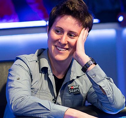 Селбст спечели Celebrity Super High Roller Shootout