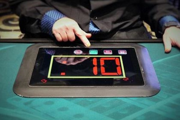 Shot clock poker