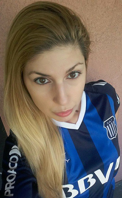 Luciana en todo su esplendor Luciana SpinLegends