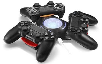 three players controller