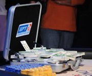 €1.361.000 en efectivo €1.361.000 en efectivo